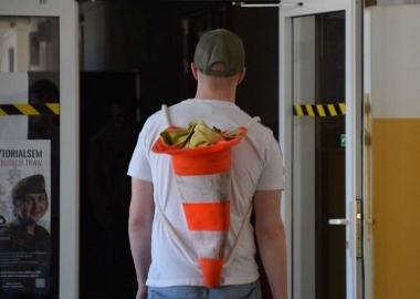 DZIEŃ BEZ PLECAKA