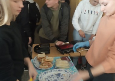 POMOC DLA FRANKA